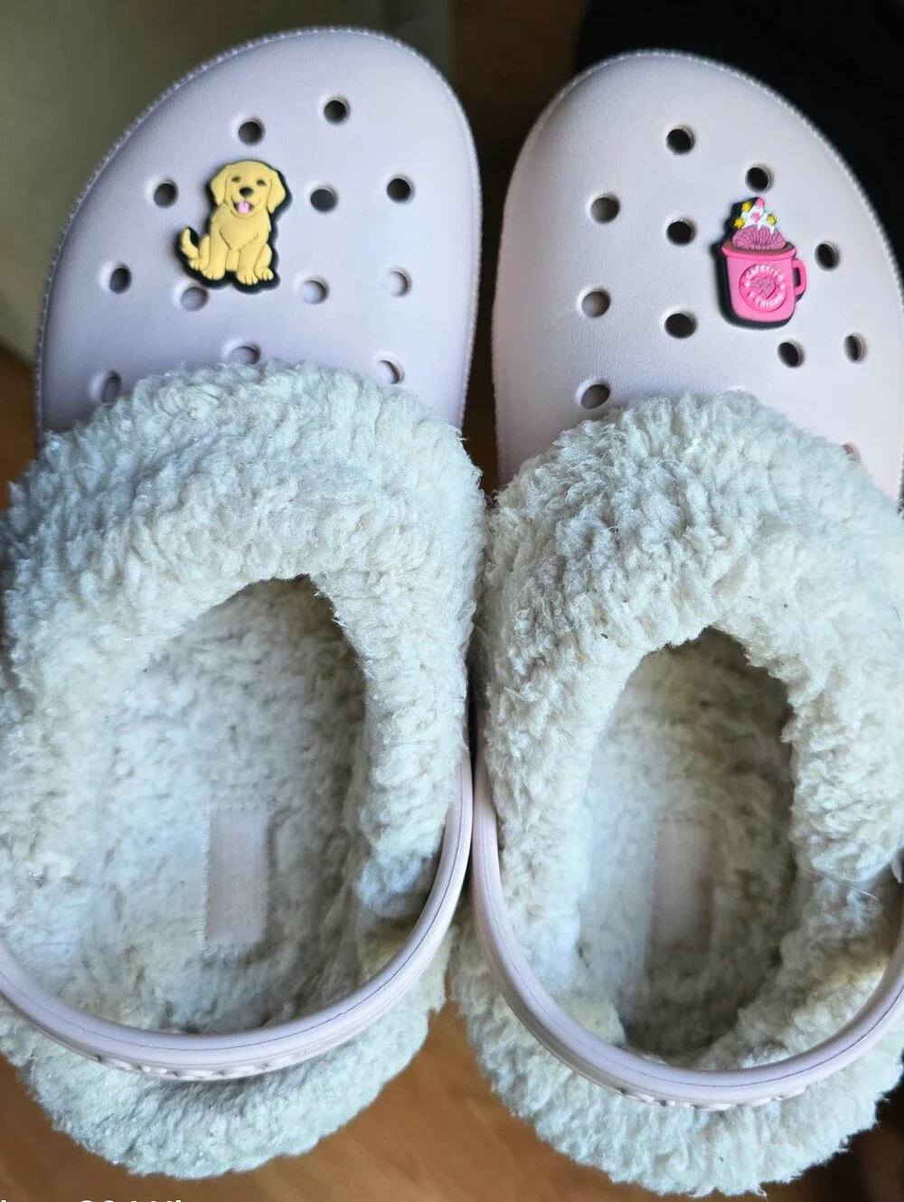 Sz 4 Big Kids CROCS CLASSIC BLITZEN IV, Quartz Lined Clogs